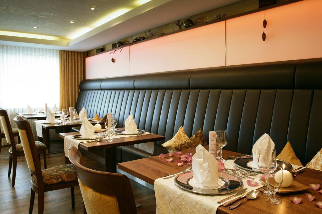 Forellenhof Roessle Hotel & Restaurant Lichtenstein  Ngoại thất bức ảnh